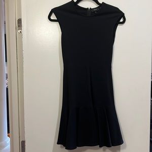 Theory essential flat dress black 00